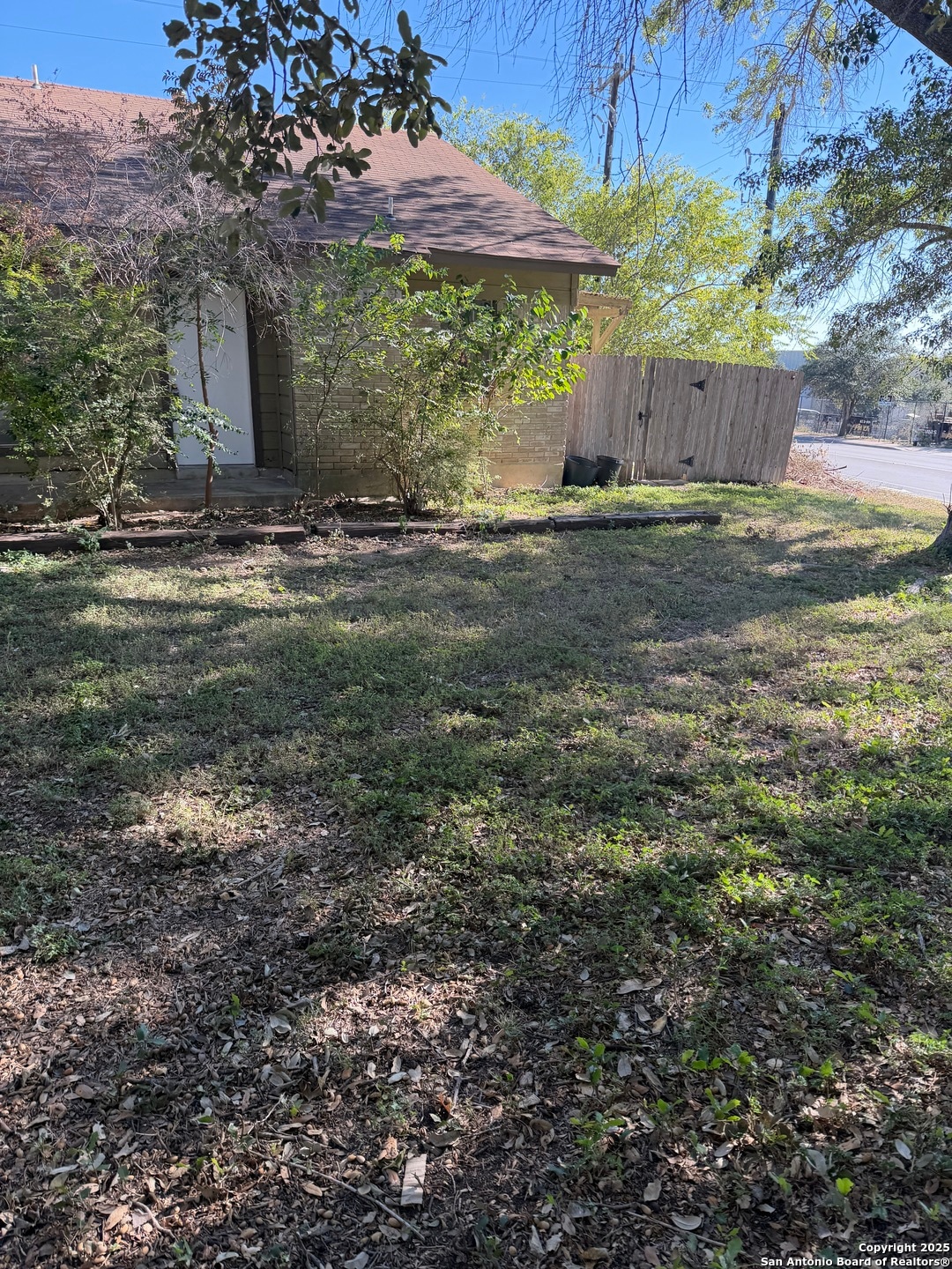 For Rent $1,400/month