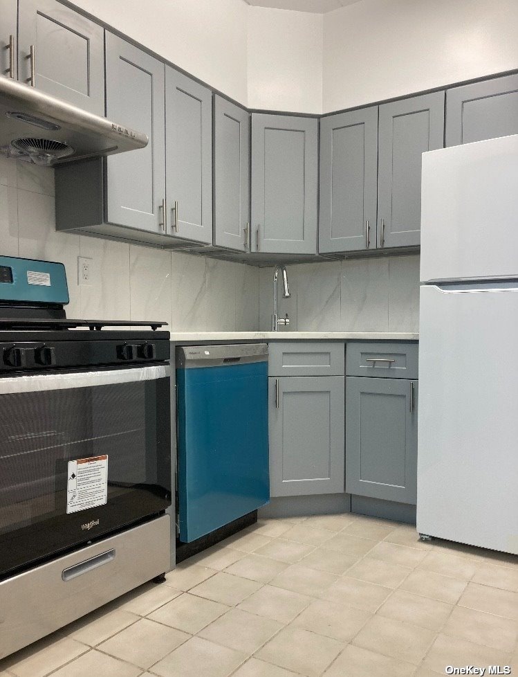 6901 242nd St unit 38E, Little Neck, NY 11362 - photo 1