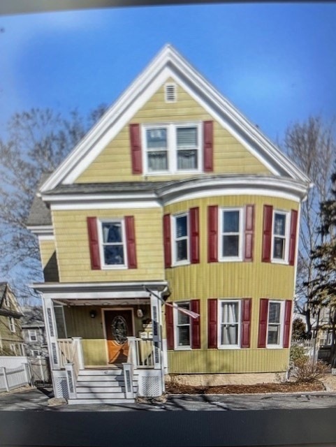 47 Chestnut St unit 2, Wakefield, MA 01880 - photo 1