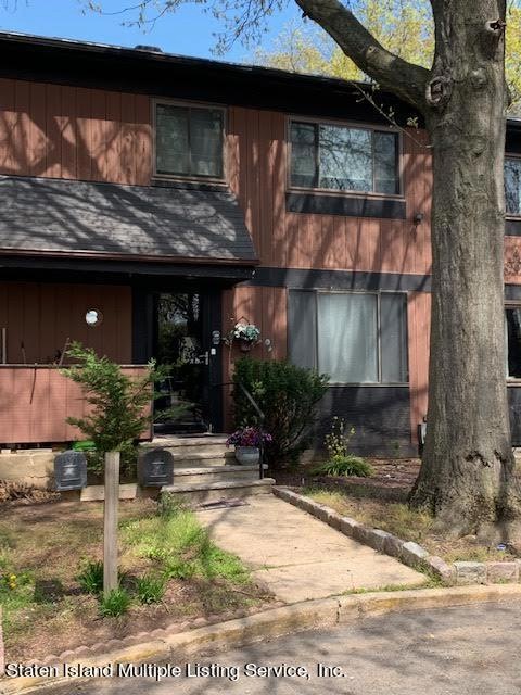 35 Hickory Ct unit 129, Staten Island, NY 10309 - photo 1
