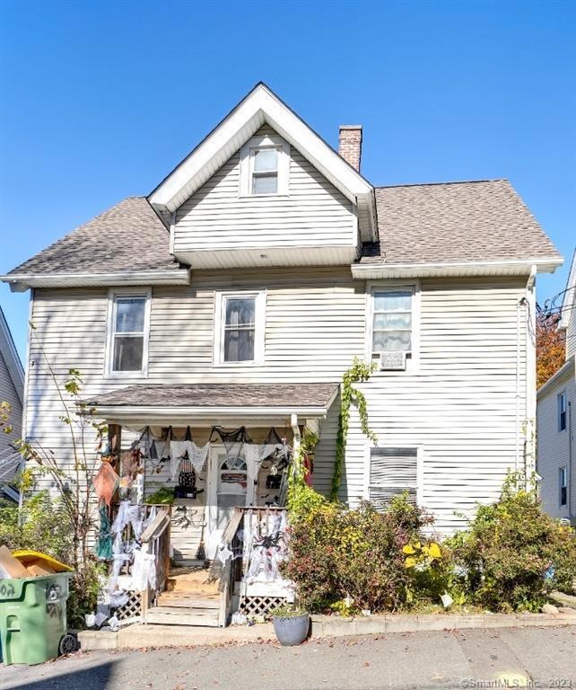 102 Fairview St, Waterbury, CT 06710 - photo 1