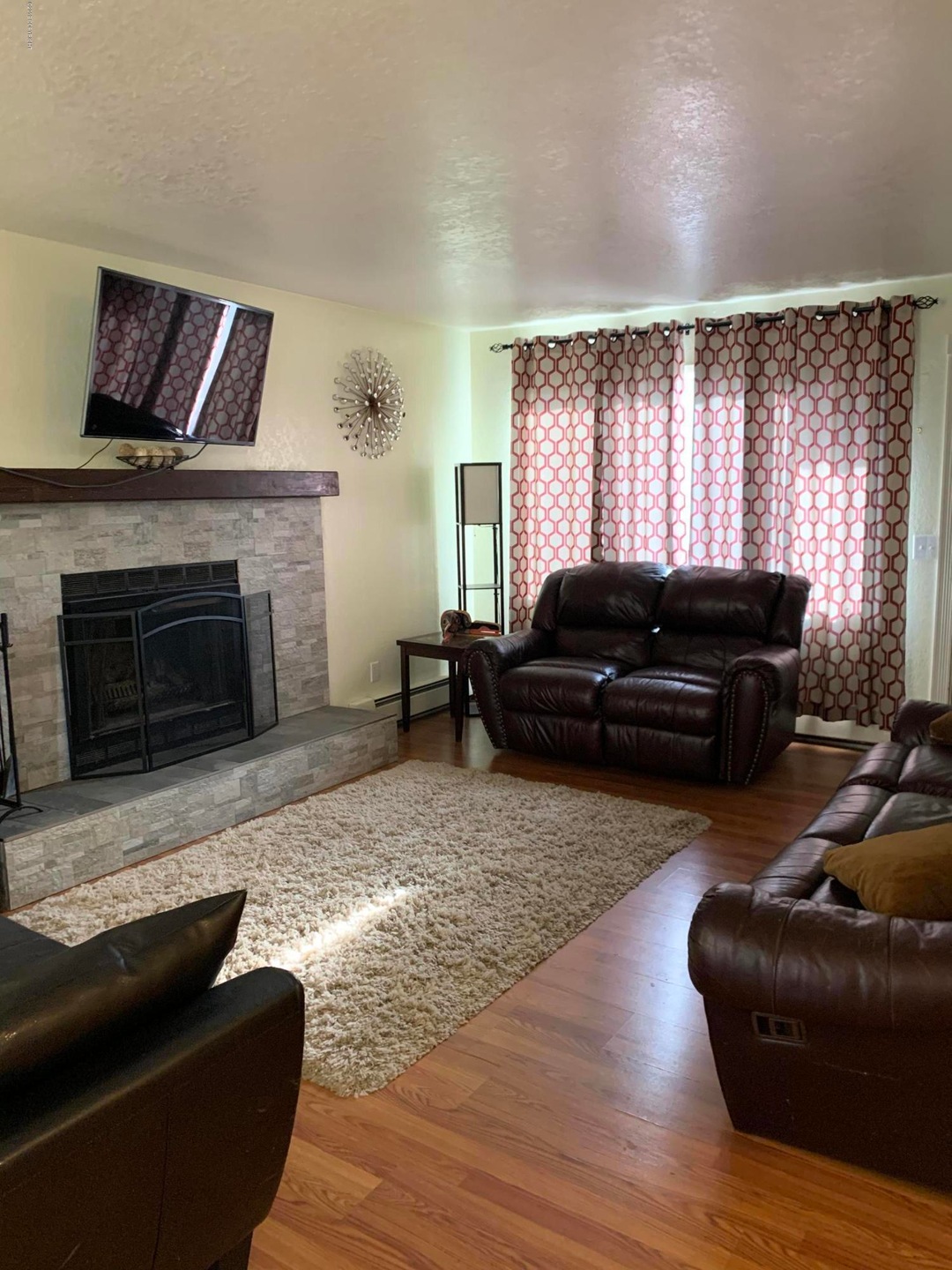 3504 Wyoming Dr unit 1, Anchorage, AK 99517 - photo 1