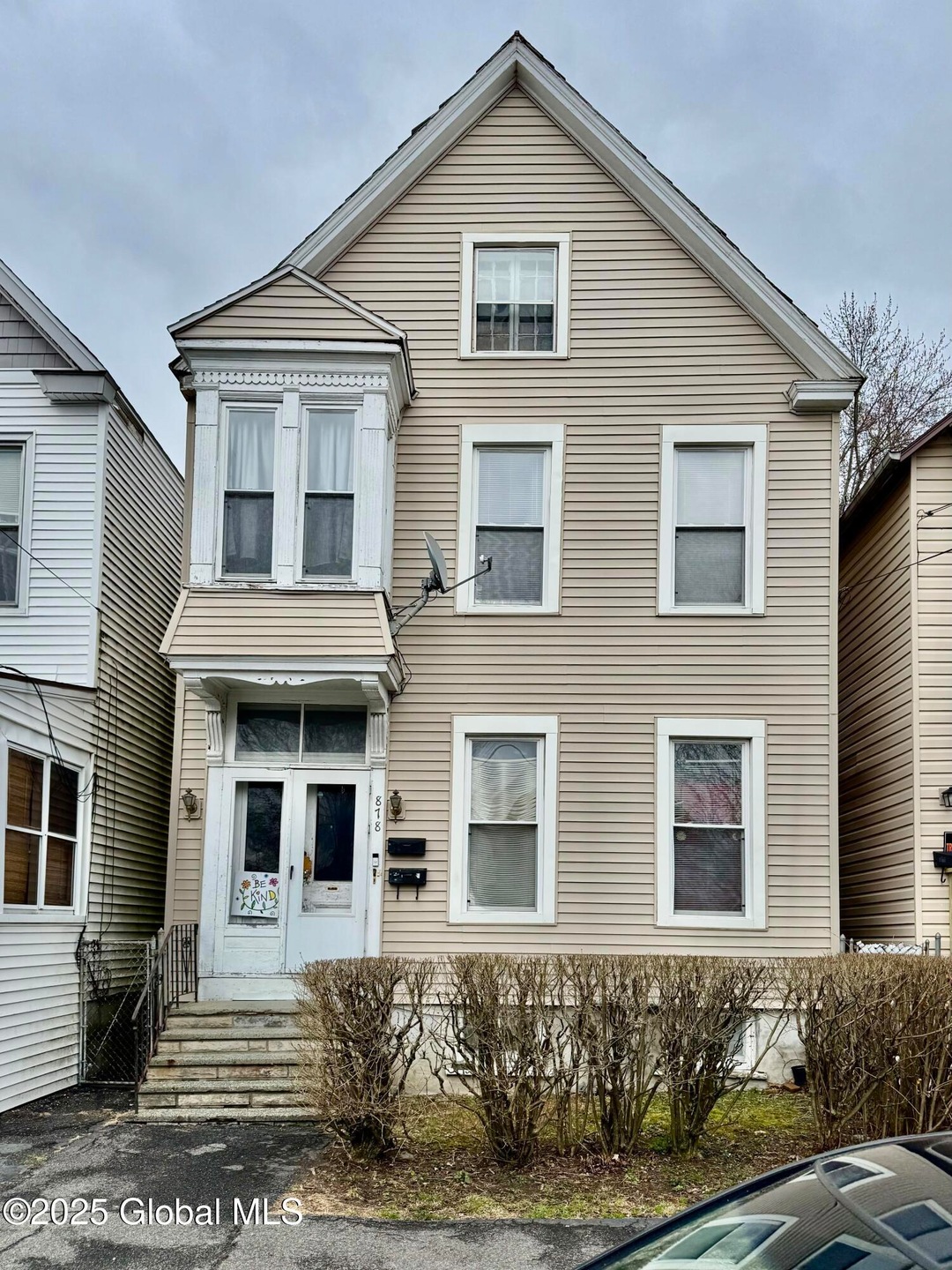 878 3rd Ave, Troy, NY 12182 - photo 1