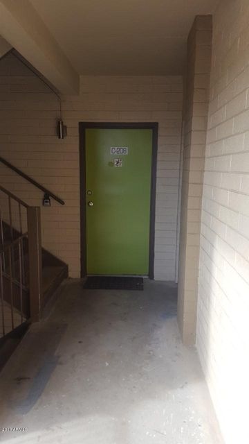 Windsor Place Condominiums unit C208, Phoenix, AZ 85012 - photo 1