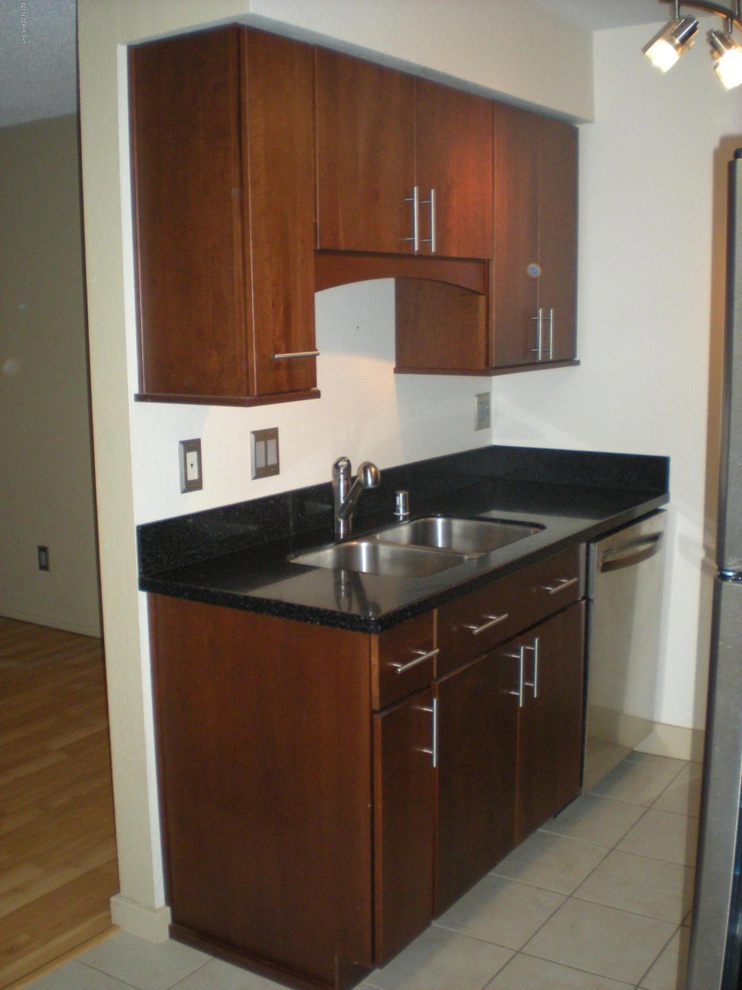 3031 Lois Dr unit 301, Anchorage, AK 99517 - photo 1