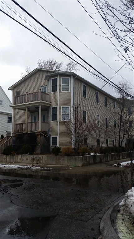 95 Laura St, Providence, RI 02907 - photo 1