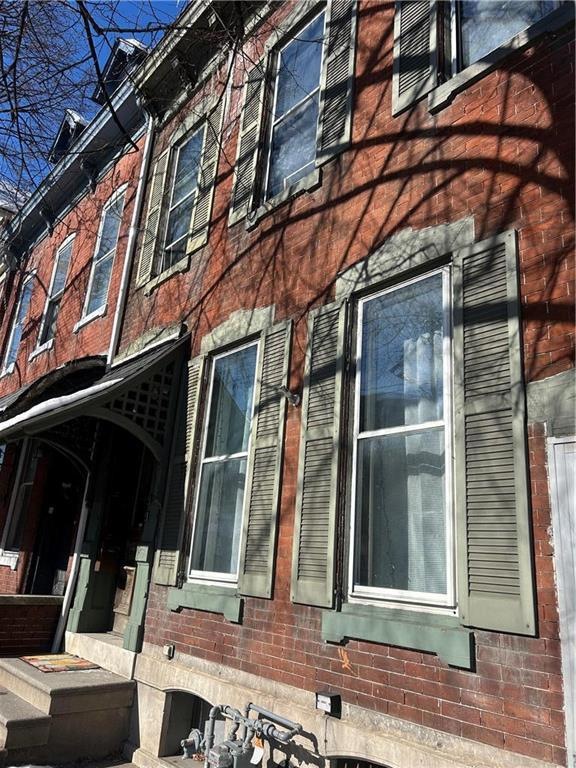 1137 W Linden St unit 2, Allentown, PA 18102 - photo 1