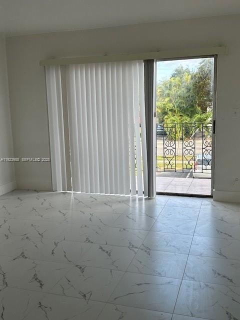 16215 NE 18th Ct unit 209, North Miami Beach, FL 33162 - photo 1