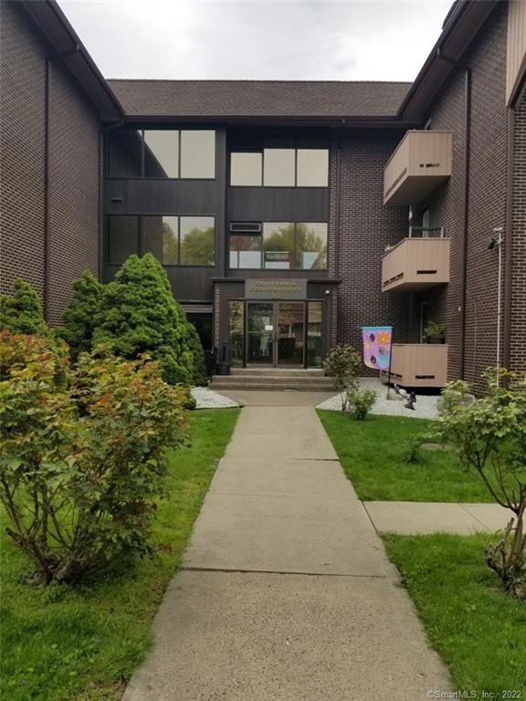 40 California St unit C17, Stratford, CT 06615 - photo 1