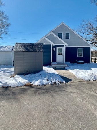 11 Circuit Ave, Wareham, MA 02571 - photo 1