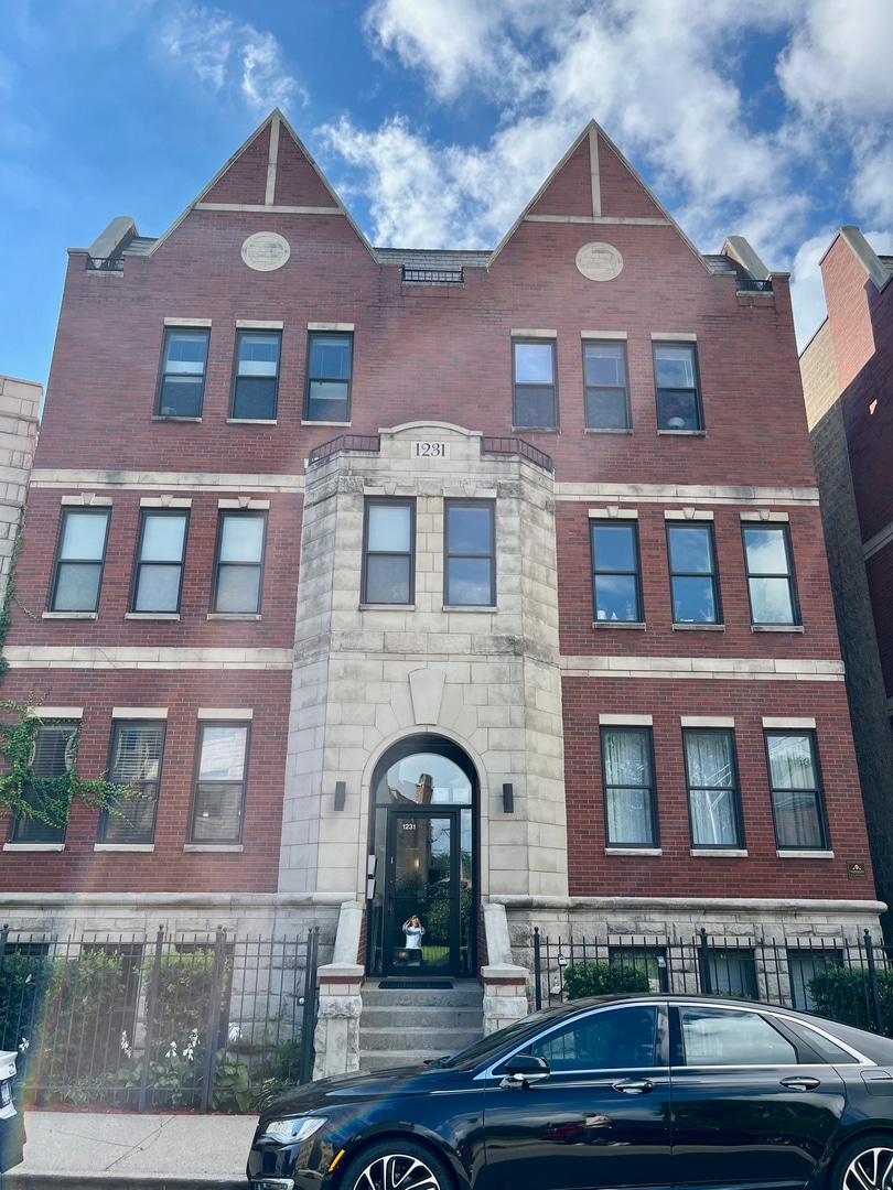 For Rent $2,300/month