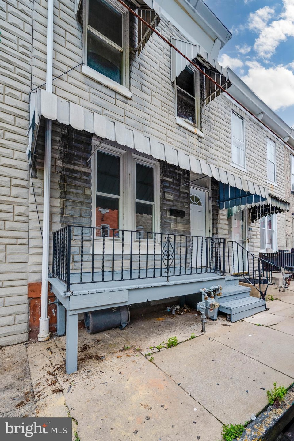 512 Moss St, Reading, PA 19604 - photo 1