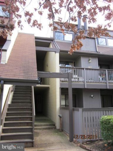 3819 El Camino Place unit 19, Alexandria, VA 22309 - photo 1