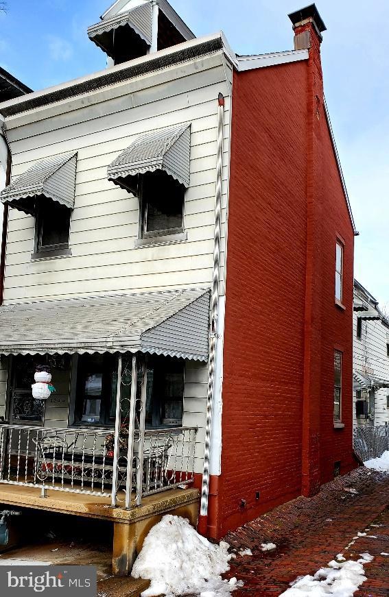 1249 Buttonwood St, Reading, PA 19604 - photo 1