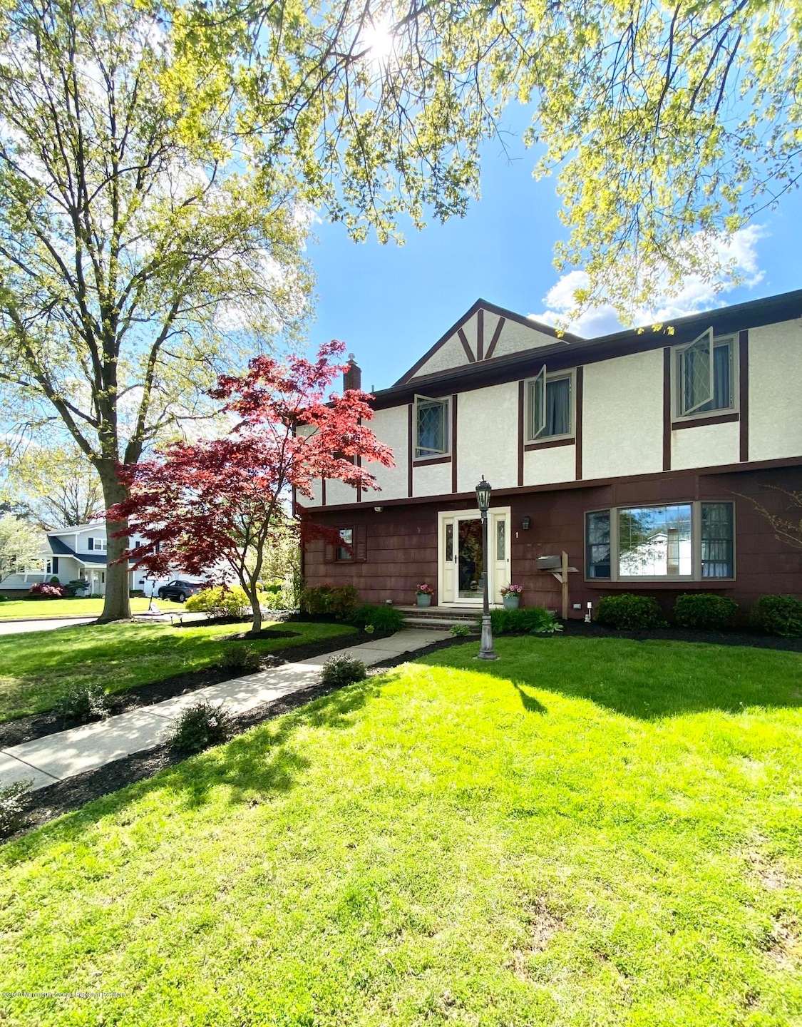 1 Rochelle Dr