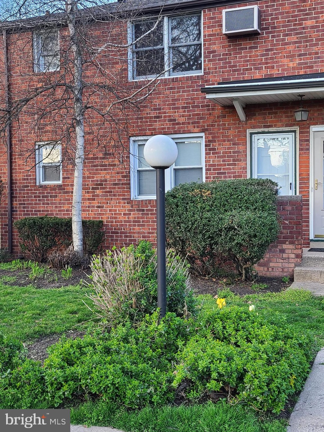 1619 N Wood Ave unit E1, Roselle, NJ 07203 - photo 1