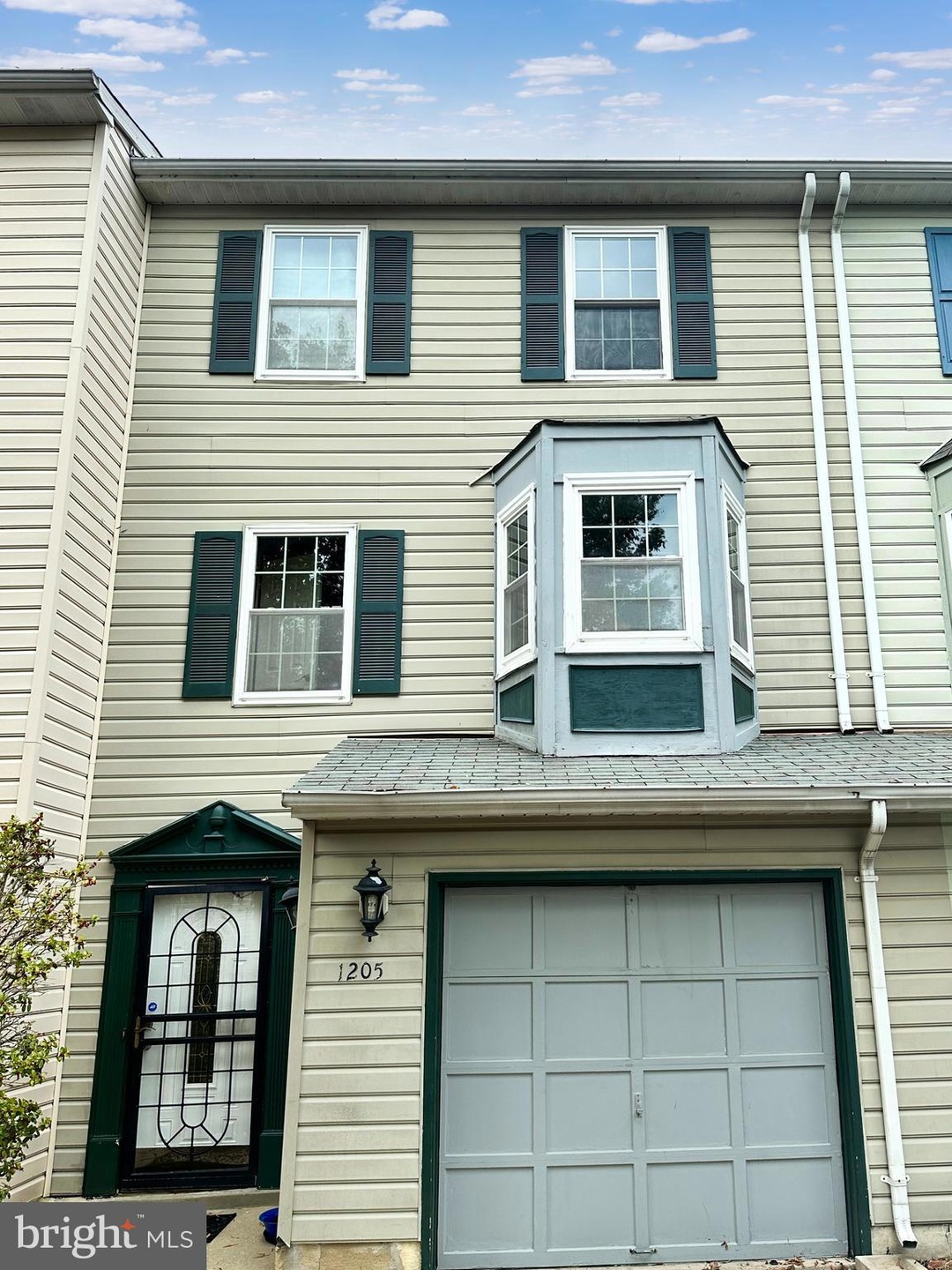 1205 Portabello Ct, Oxon Hill, MD 20745 - photo 1