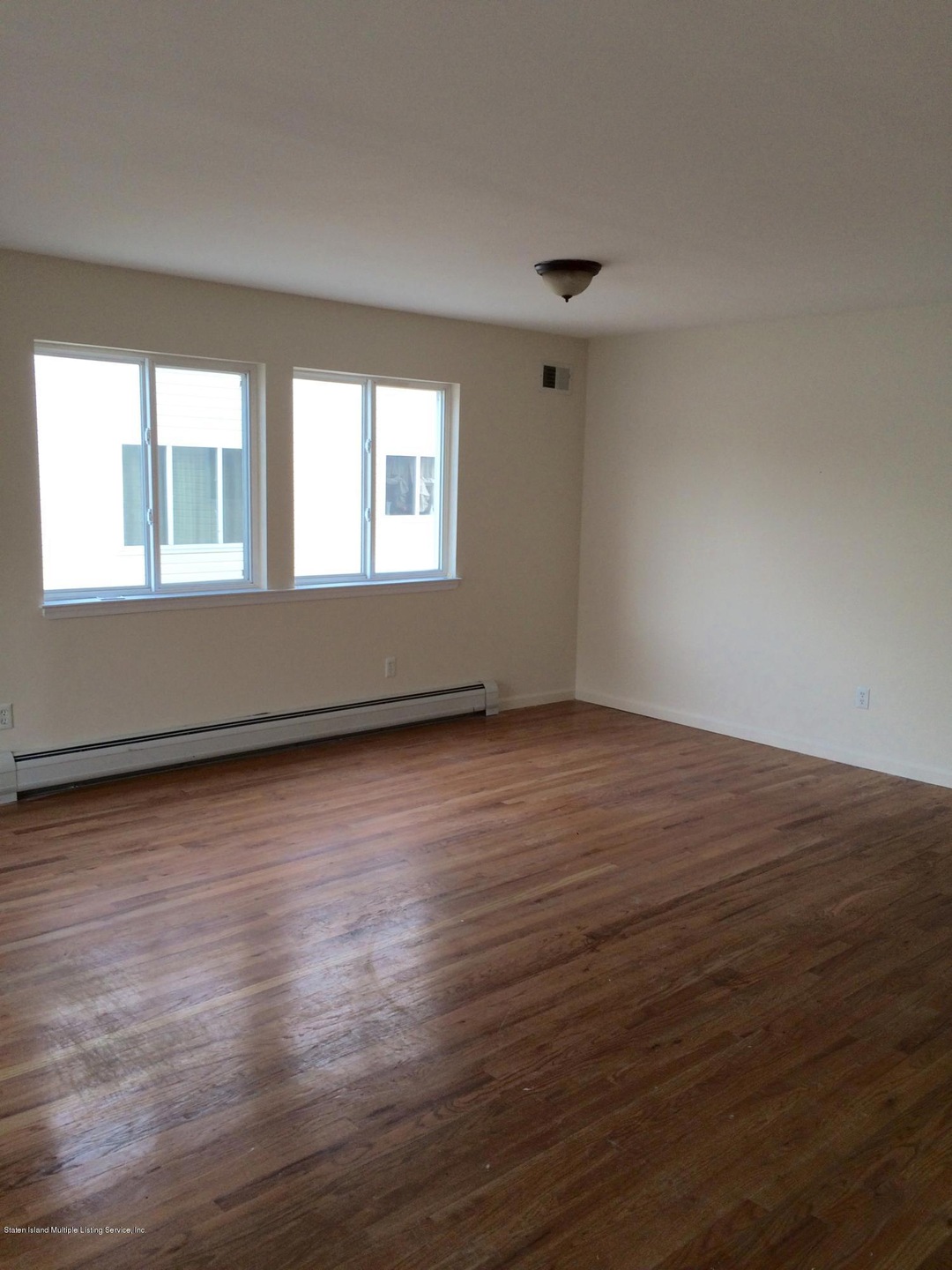 92 Ambassador Ln, Staten Island, NY 10309 - photo 1