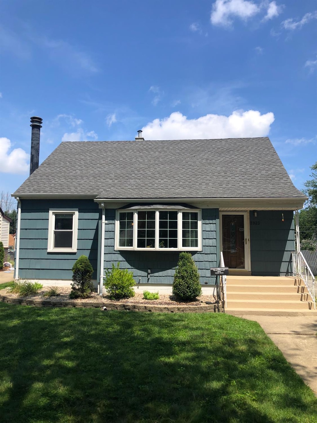 3923 Wicker Ave, Highland, IN 46322 - photo 1