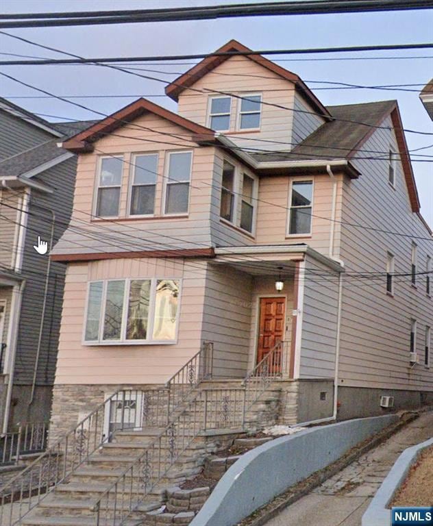 For Rent $2,600/month