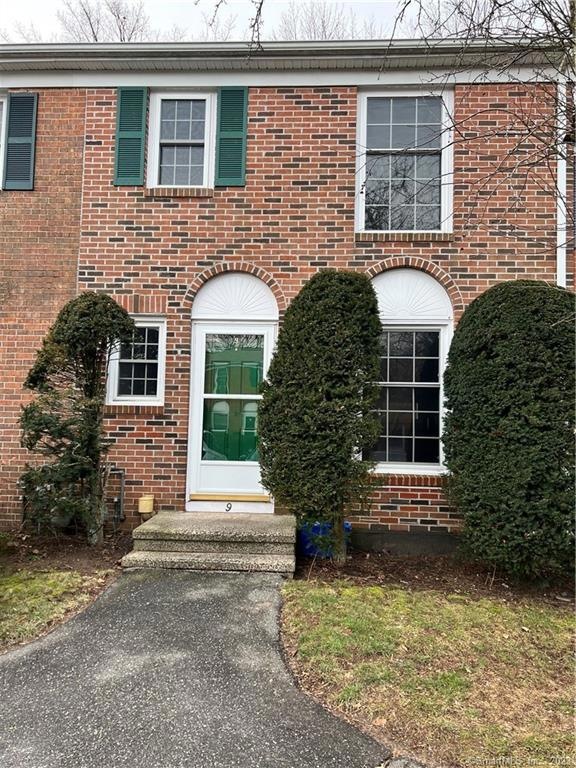 9 Salem Walk unit 9, Milford, CT 06460 - photo 1