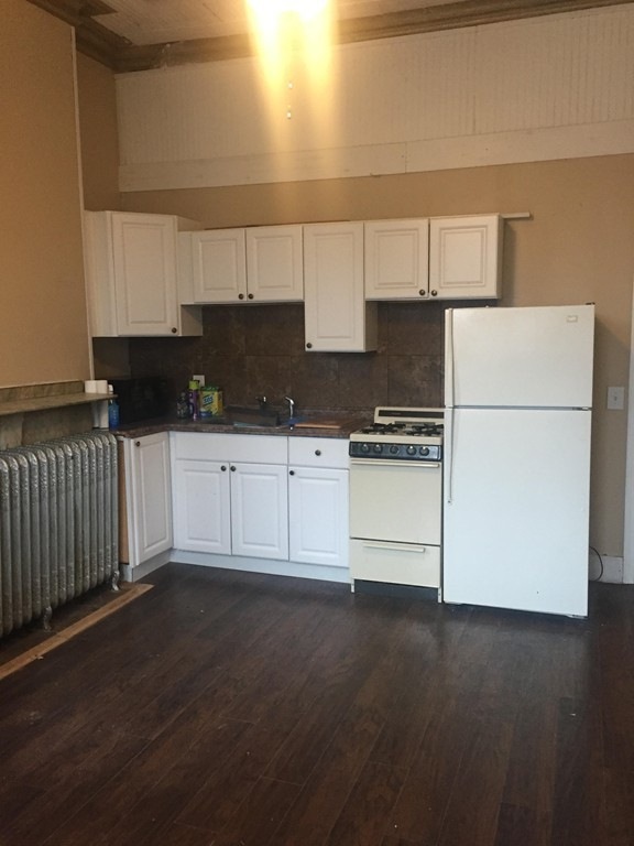 14 Monument Square unit 6, Boston, MA 02129 - photo 1