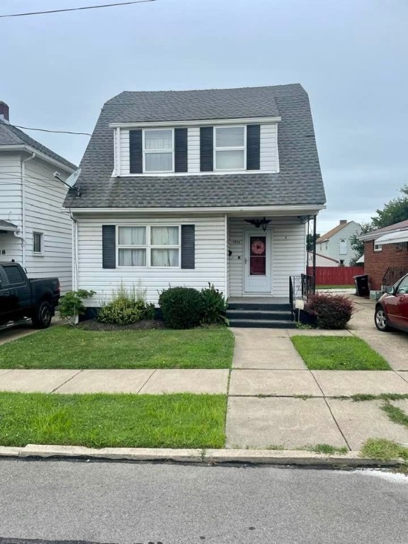 1916 Irwin St, Aliquippa, PA 15001 - photo 1