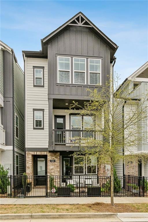 522 Hargrove Ln, Decatur, GA 30030 - photo 1