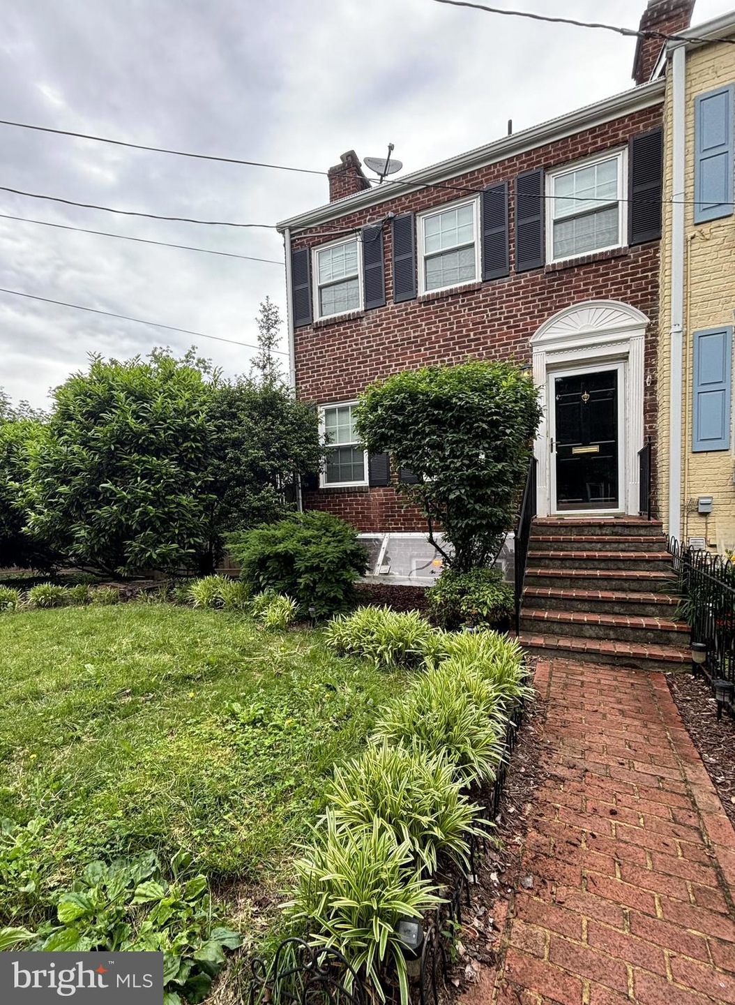 1221 Powhatan St, Alexandria, VA 22314 - photo 1