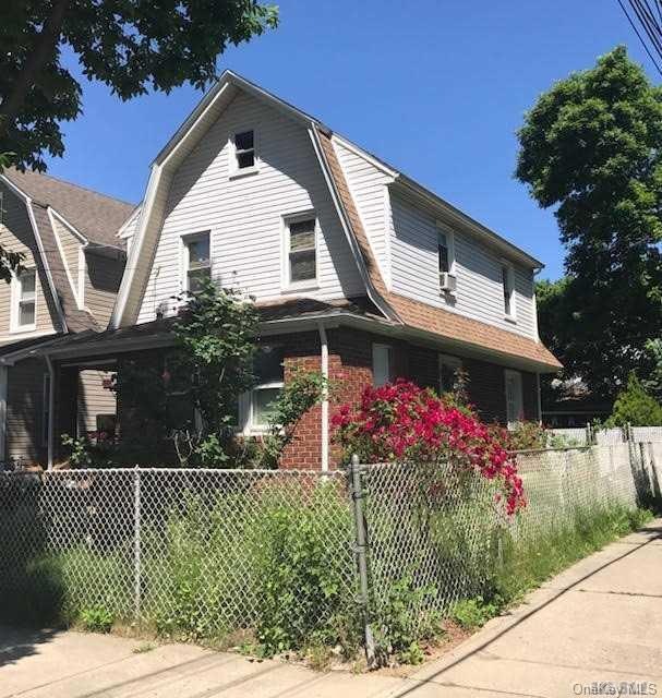 97-31 134th Ave, Ozone Park, NY 11417 - photo 1