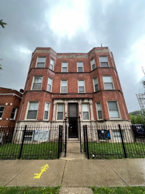 2300 S Ridgeway Ave unit 1N, Chicago, IL 60623 - photo 1