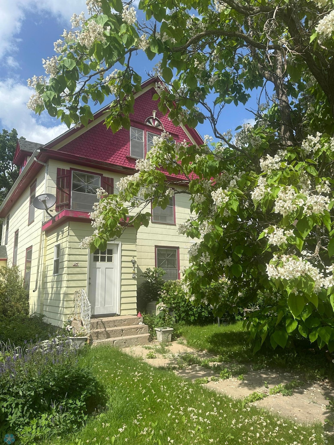 For Sale $157,800 • Co-Listing Agent