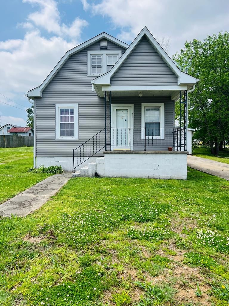 611 E Hall St, Dawson Springs, KY 42408 | MLS# 37094