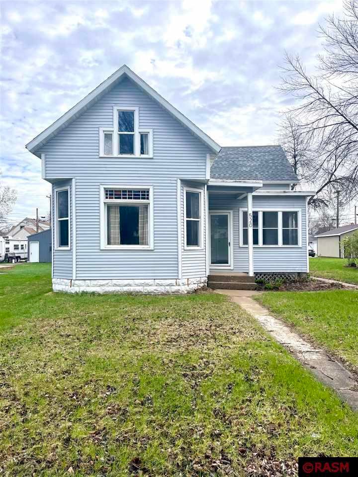 520 520 N Broadway St, New Ulm, MN 56073 - photo 1