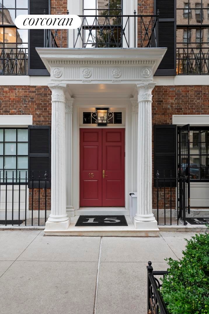 15 E 90th St, New York, NY 10128 - photo 1