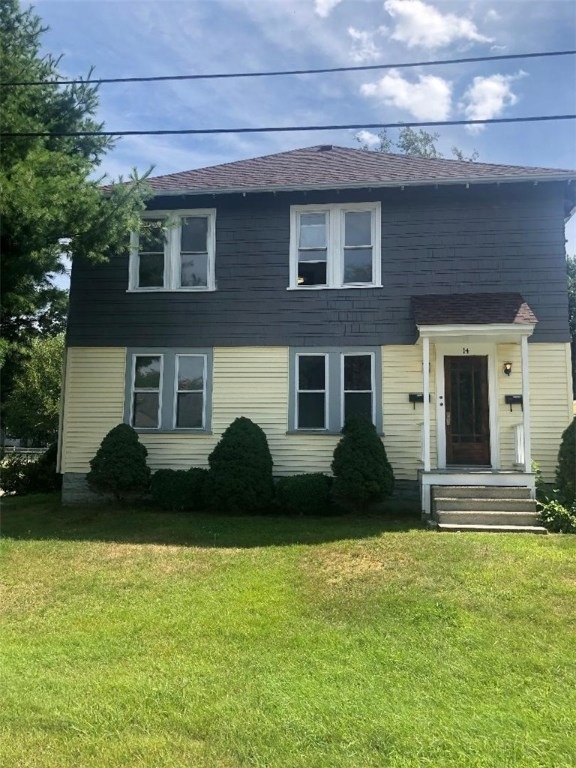 14 Lamoureux Blvd, North Smithfield, RI 02896 - photo 1