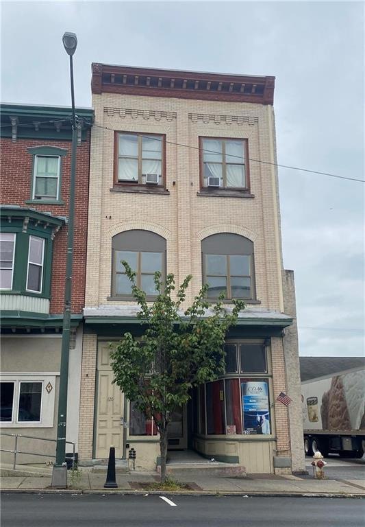 620 Main St unit 4, Slatington, PA 18080 - photo 1