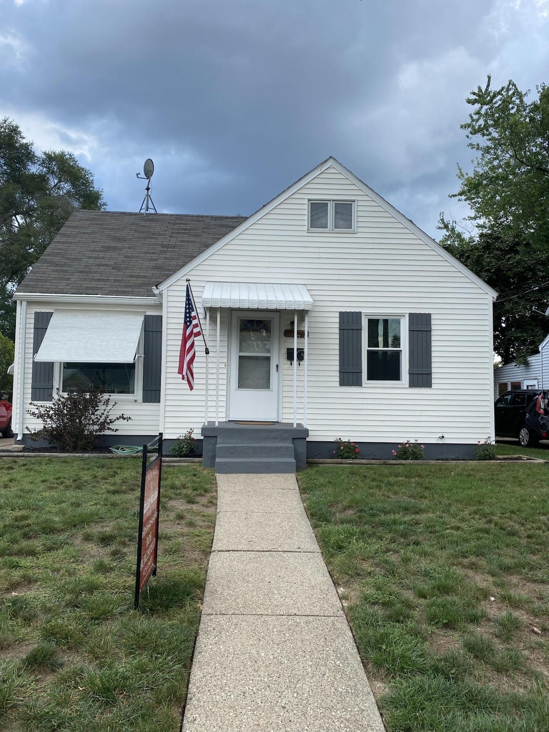 FRONT VIEW OF 3649 BADGER SW