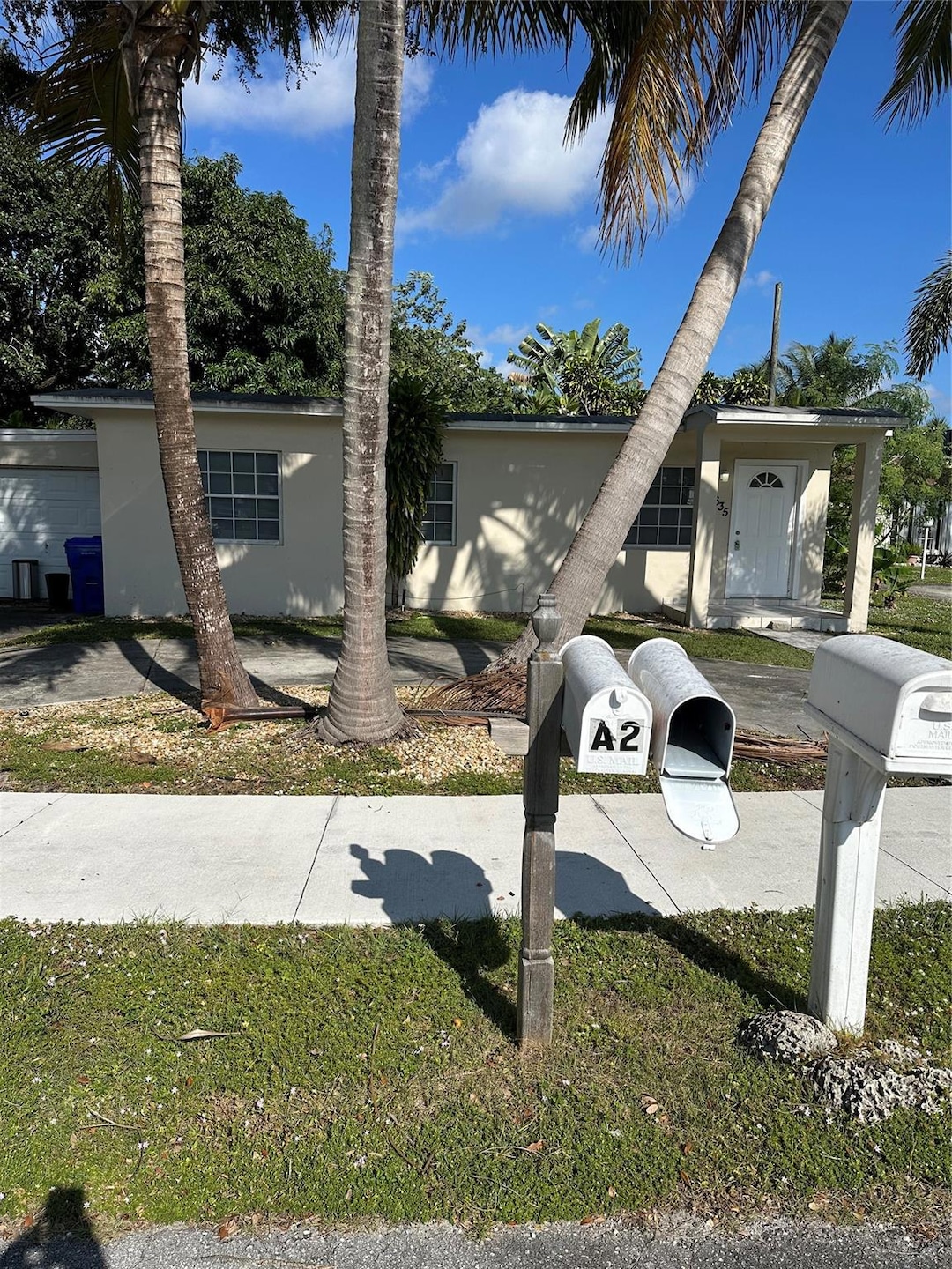 5635 Grant St, Hollywood, FL 33021 - photo 1