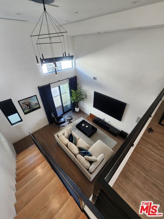 11314 W Raitt Ln, North Hollywood, CA 91606 - photo 1