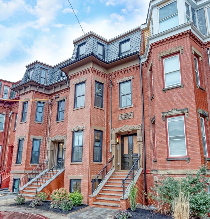 8 Linwood Square unit 2, Roxbury, MA 02119 - photo 1