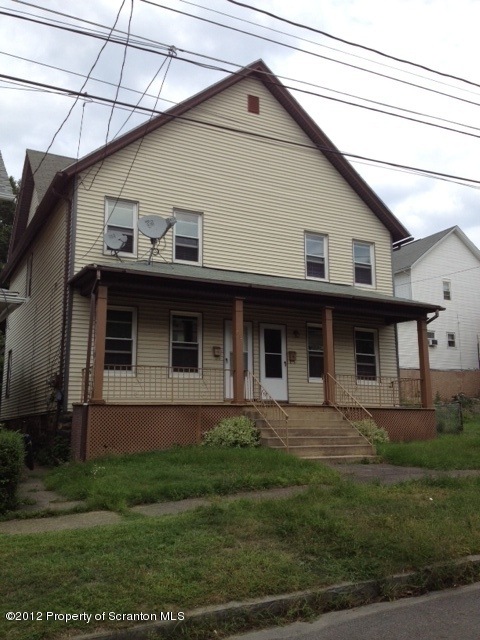 619-621 Larch St, Dunmore, PA 18509 - photo 1