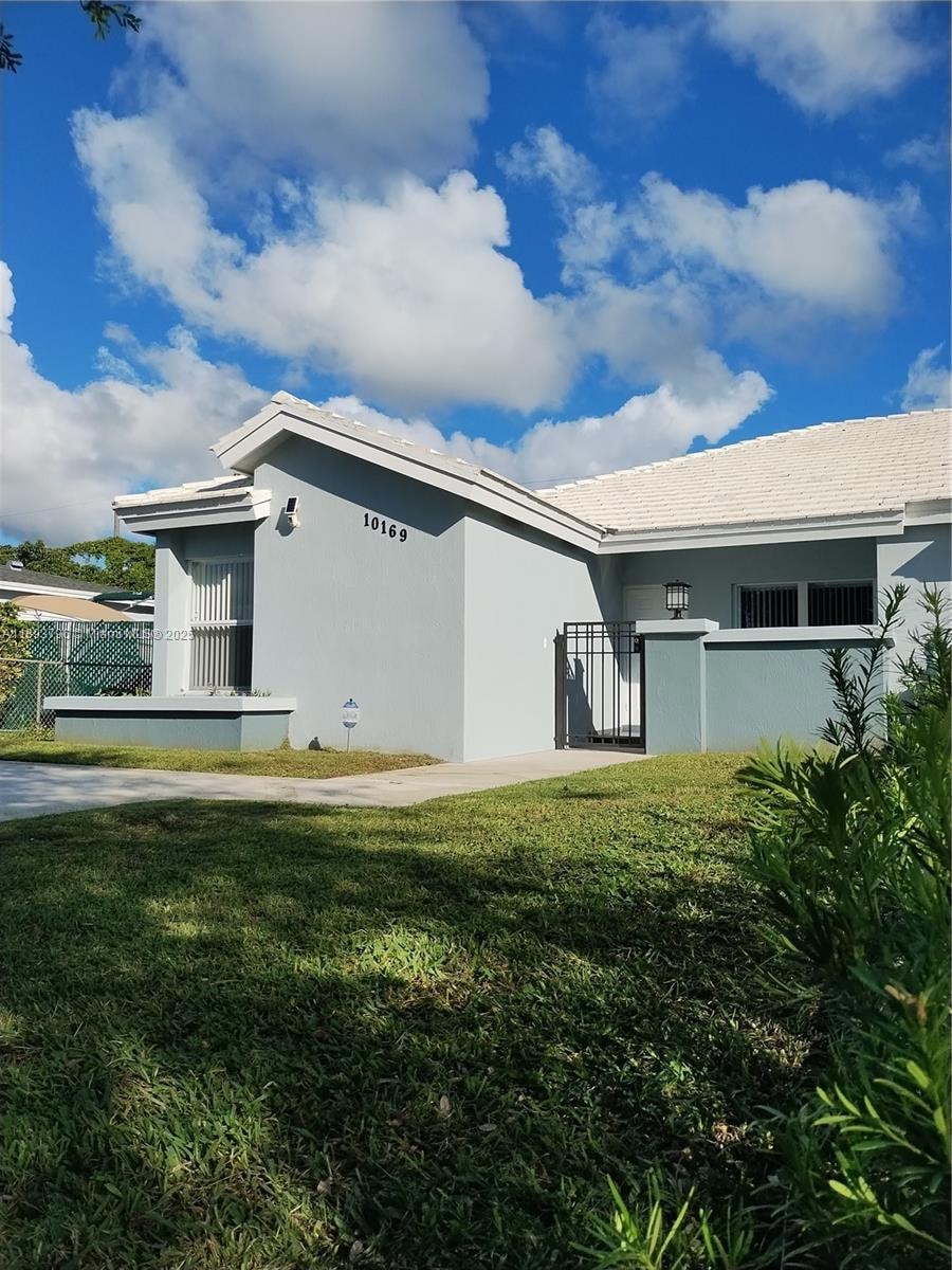 10169 SW 171st St, Miami, FL 33157 - photo 1