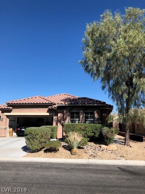 10986 Cherokee Landing St, Las Vegas, NV 89179 - photo 1