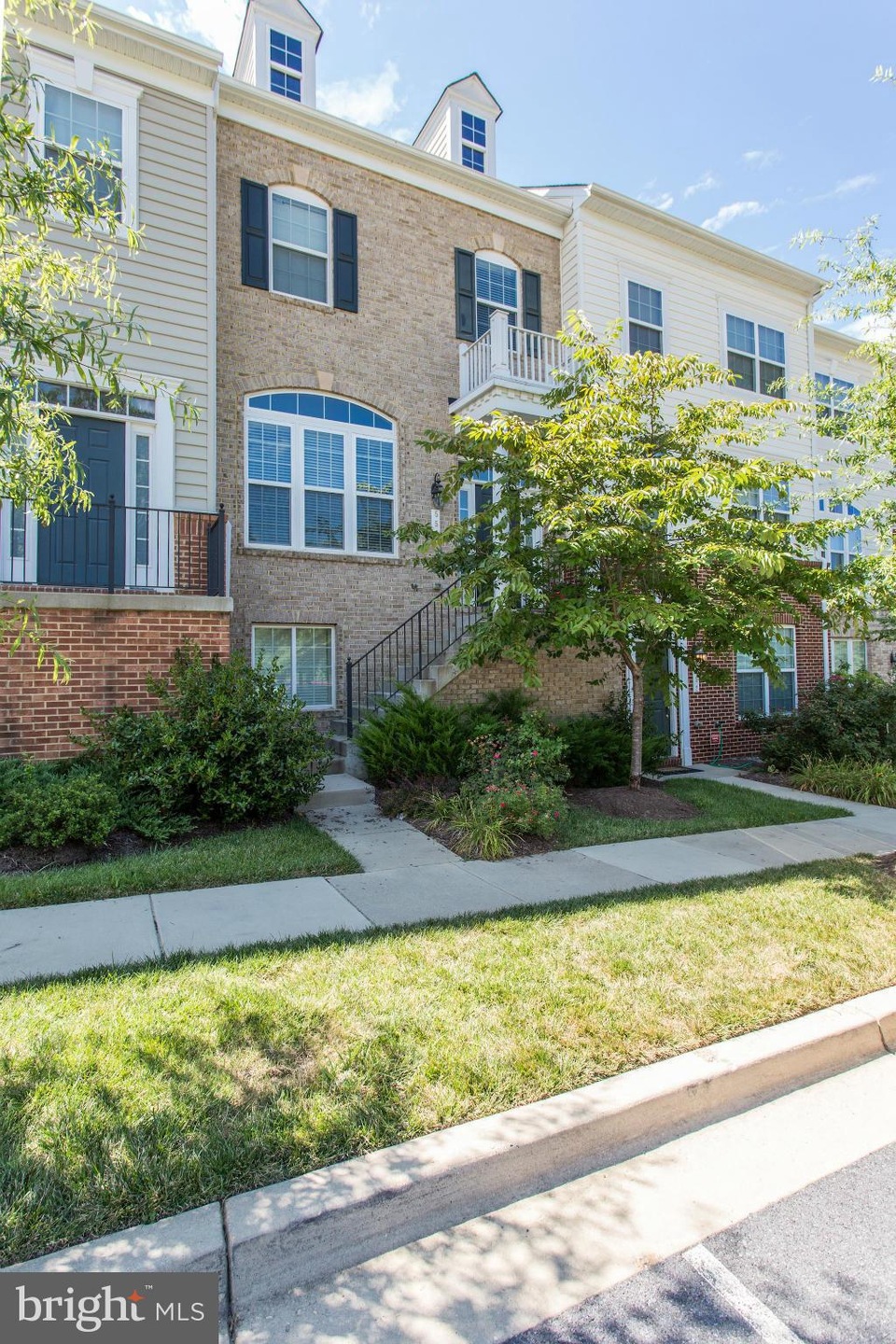 550 Jurgensen Place, Hyattsville, MD 20785 - photo 1