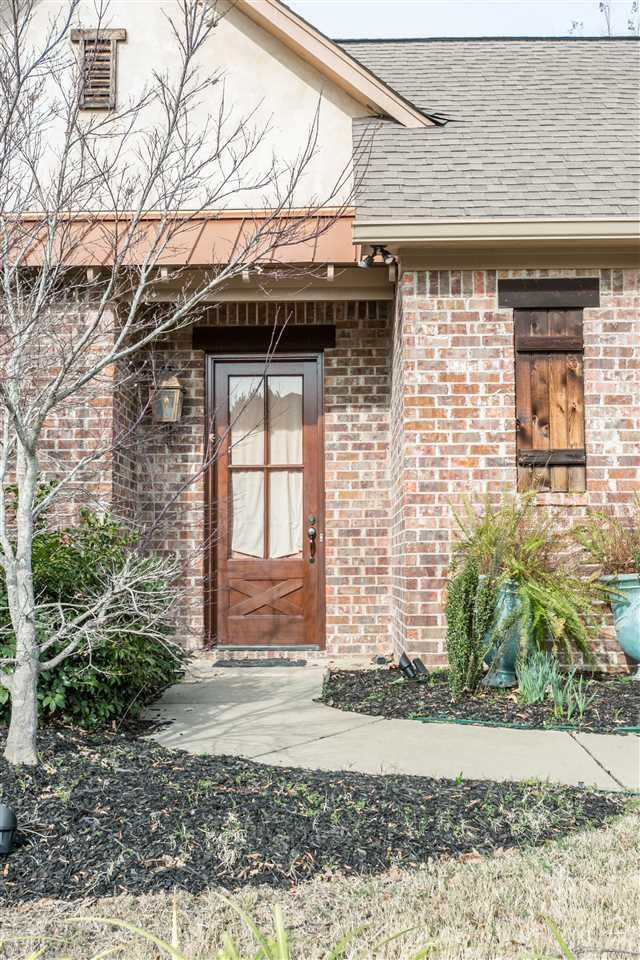 120 Hampton Chase, Madison, MS 39110 - photo 1