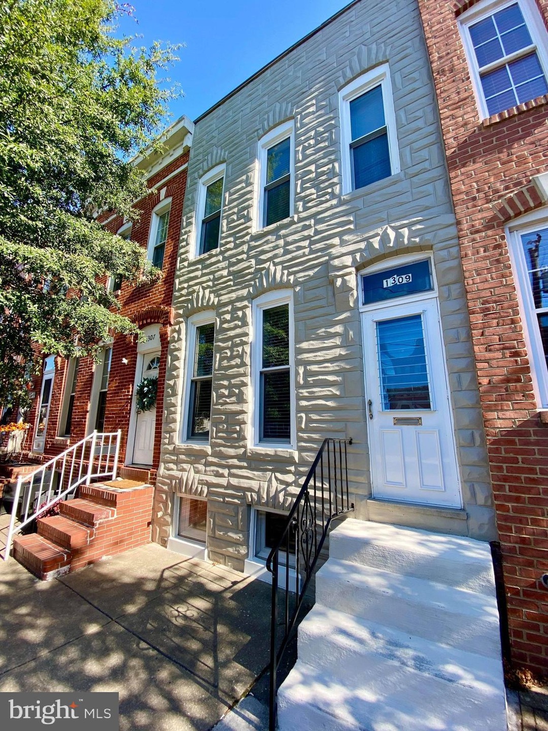 1309 Hull St, Baltimore, MD 21230 - photo 1