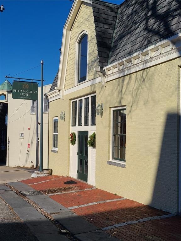 14 Pelham St unit 11, Newport, RI 02840 - photo 1