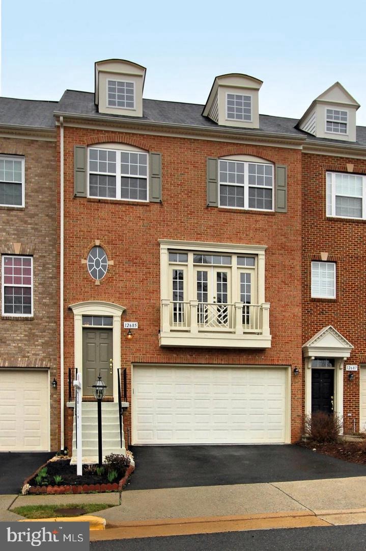 12685 Heron Ridge Dr, Fairfax, VA 22030 - photo 1