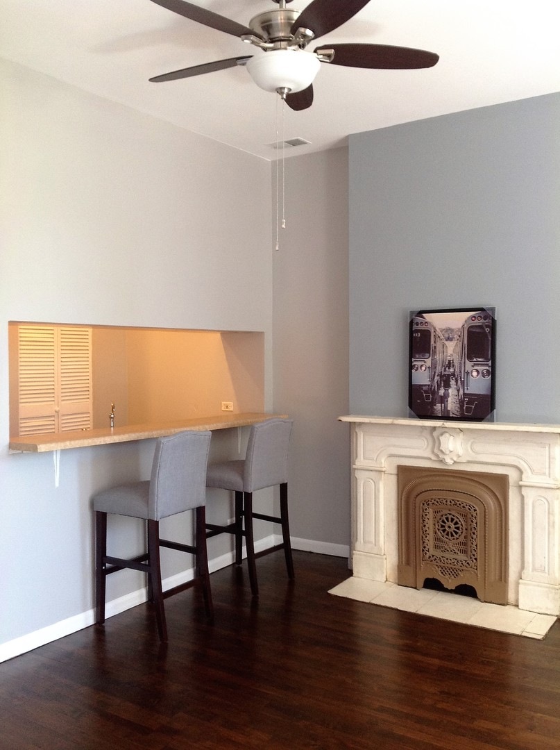 750 S Oakley Blvd unit 2, Chicago, IL 60612 - photo 1